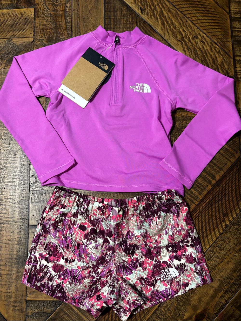 Sun set The North Face Girls' Bright Pink Rash Guard and Floral Print Shorts Set